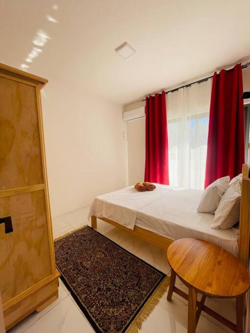 3-bedroom With Oceanviews, 1min Walk To - Nyha2 * Flic en Flac